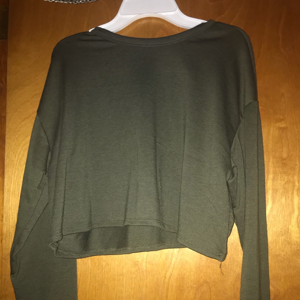 Green long sleeve top
Fashion nova